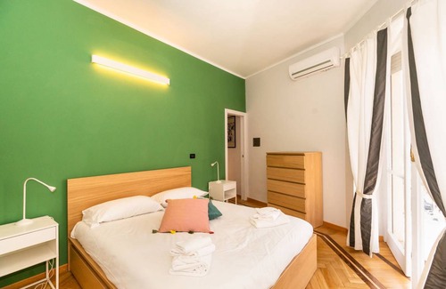 Cit Turin Apartment | CIT TURIN Elegant Apt with panoramic balcony! x4