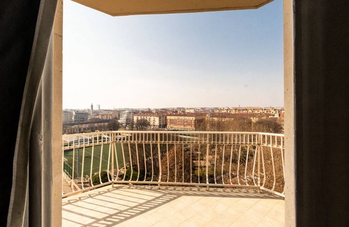 Cit Turin Apartment | CIT TURIN Elegant Apt with panoramic balcony! x4