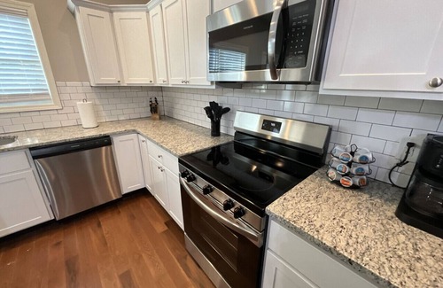 Versailles House | Citation Cottage – Near Keeneland & Bourbon