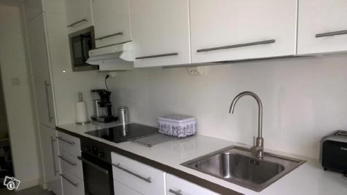 Kuopio Apartment | City Apartment Snellmaninkatu 22 A, yksityinen pistokkeellinen paikoitus sisältyy hintaan