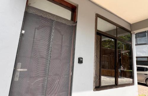 Mikocheni Apartment | City Beach studio apartment-Free WiFi