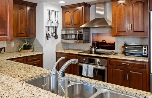 LoDo Condo | City Center Oasis: Prime Location with Views!