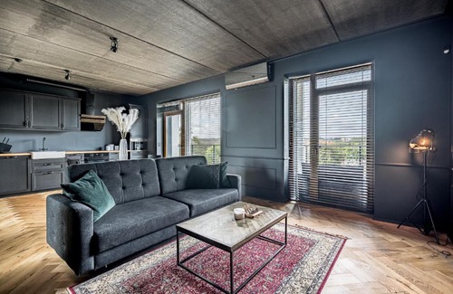 Business District Apartment | City Center Panoramic Penthouse With Rooftop Terrace - Self Check-in