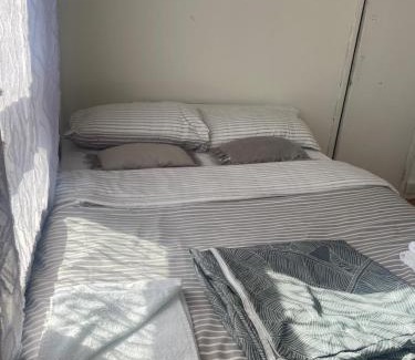 Merchiston Apartment | City Centre Flat for Sleeping