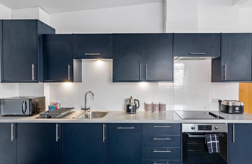 Exeter Apartment | City Centre Spacious Apartment