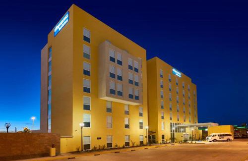 Parcelas Hotel | City Express by Marriott Rosarito
