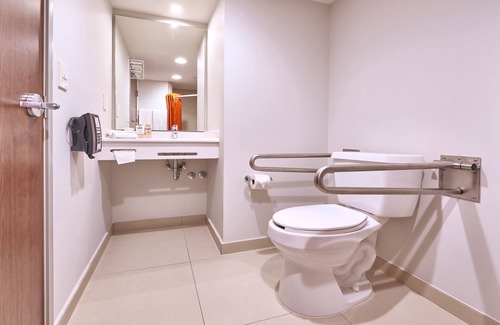 San Luis Potosi Hotel | City Express Junior by Marriott San Luis Potosi Carranza