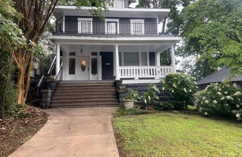 Five Points South Apartment | City Lights Retreat on 12th UAB