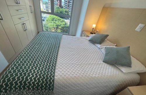 Zona 10 Apartment | Cityhaus apartamento en zona 10 cerca del área hotelera 3 habitaciones!
