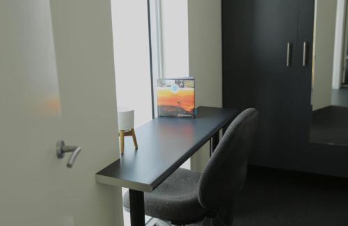 North Hobart House | Cityside Beautiful Lodge - close to City & Airpor