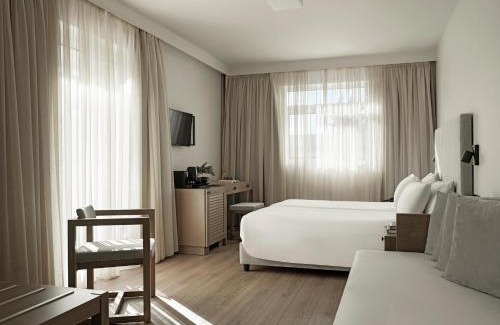 Amarousion Hotel | Civitel Attik Rooms & Suites