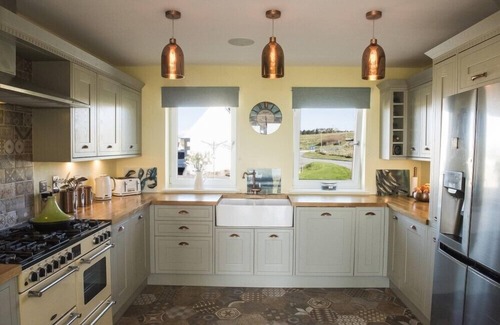 Isle of Lewis Cottage | CLACH GORM, pet friendly, with open fire in Stornoway