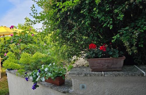 Giverny House | Clair logis