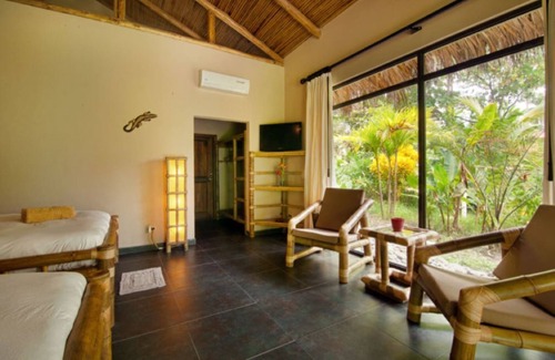 Parrita Resort | Clandestino Habitacion Queen 2 camasnn