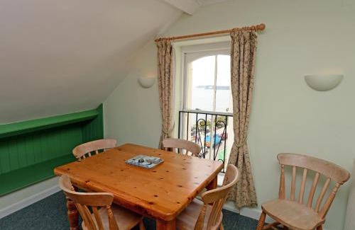 Tenby Hotel | Clarence House Hotel