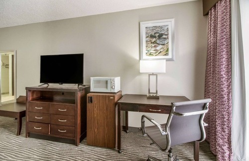 Jackson Hotel | Clarion Hotel Jackson Northwest