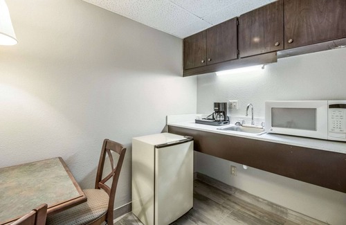 Jackson Hotel | Clarion Hotel Jackson Northwest