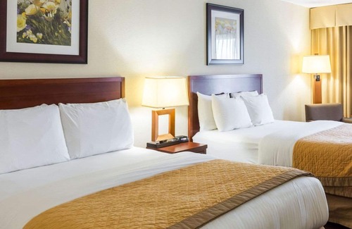 Somerset Hotel | Clarion Hotel Somerset - New Brunswick