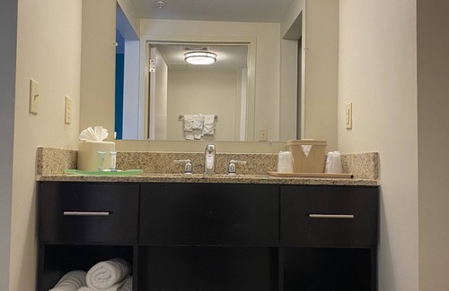 Atlantic City Hotel | Clarion Inn