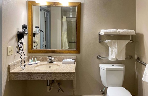 College Park Hotel | Clarion Pointe Atlanta Airport College Park