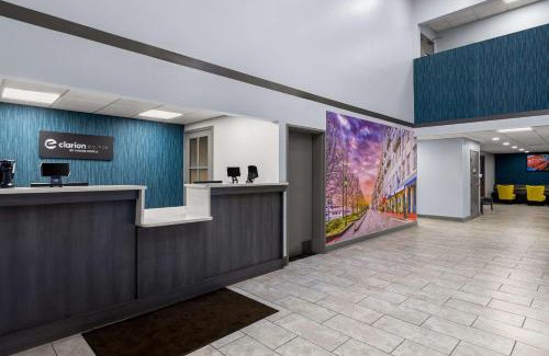 Flemington Hotel | Clarion Pointe Hinesville near Fort Stewart