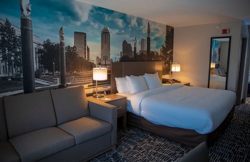 Plainfield Hotel | Clarion Pointe Indianapolis Airport