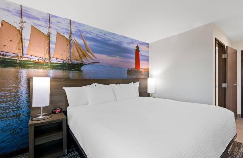 Milwaukee Hotel | Clarion Pointe Milwaukee Airport