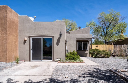 Southside House | Clark Road Casita