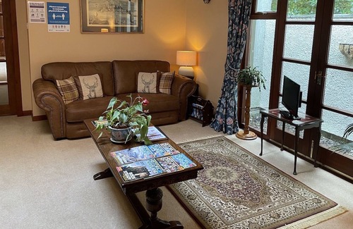 Dunfermline Bed & Breakfast | Clarke Cottage Guest House