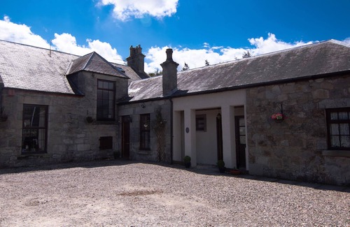 Dunfermline Bed & Breakfast | Clarke Cottage Guest House