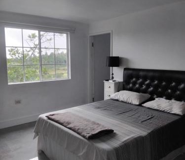 Mandeville House | Clarke Place