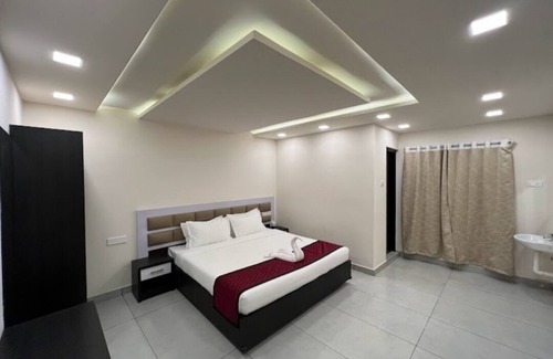 Sirkazhi Hotel | Clarks Inn Express Sirkazhi