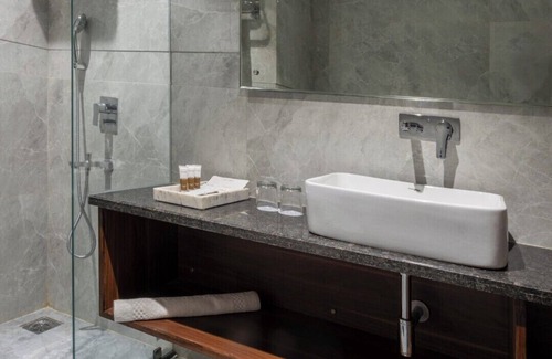 Taj Ganj Hotel | Clarks Inn Suites Agra
