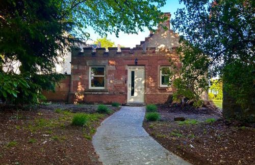 Dornoch Apartment | Clashmore House Garden Cottage Dornoch