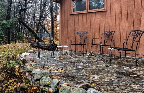 Jacksonville House | Classic home on 300 acres w/ incredible views, firepit & fireplace - 2 dogs OK!