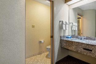 Parkway Village Hotel | Classic Inn By Townhouse American Way Memphis I 240