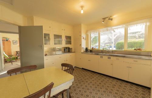 South Bay House | Classic Kiwi Bach Southbay