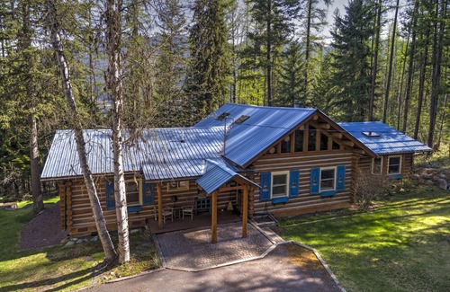 Whitefish House | Classic Montana Lake Home