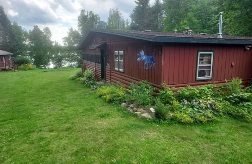 Grand Marais Cabin | Classic Rustic 2-bedroom secluded cabin on Devil Track Lake - Grand Marais