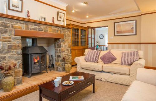 Kilgetty House | Clayford Cottage