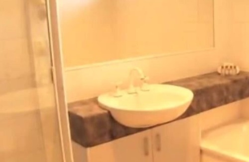 Clayton Hotel | Clayton Monash Motor Inn & Serviced Apartments