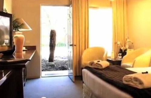 Clayton Hotel | Clayton Monash Motor Inn & Serviced Apartments
