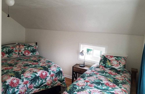 Morton Other | Clean and furnished pet free