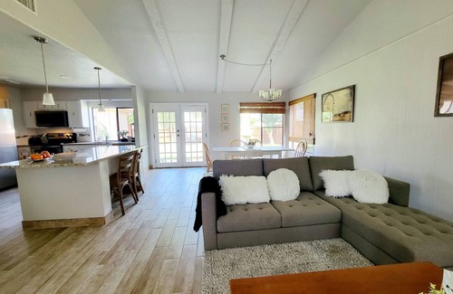 Garland House | Clean and Neat. Full home