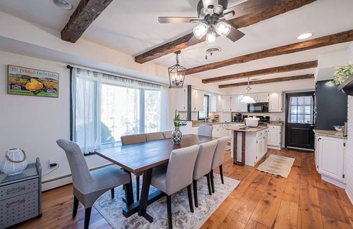 Reisterstown Other | Clean & Spacious Modern Farmhouse