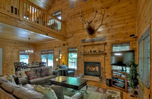 Ellijay Cabin | Clear Creek Sits on the Creek, Hot Tub, Fire Pit and Pool Table!