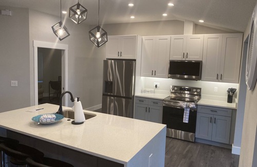 Southwest Orlando House | Clear Lake Retreat: Private pool and spa, lakefront