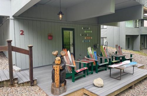 Lincoln House | Clearbrook 2, Lincoln