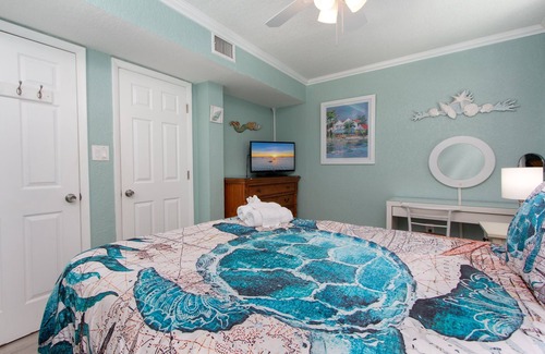 Clearwater Beach Condo | Clearwater Beach Suites 204 1 Bedroom Condo by RedAwning