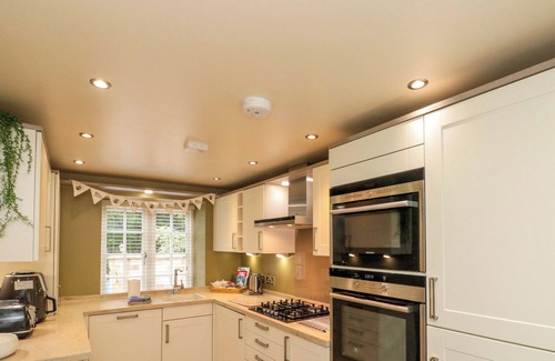 Sandsend Cottage | Clematis Cottage
